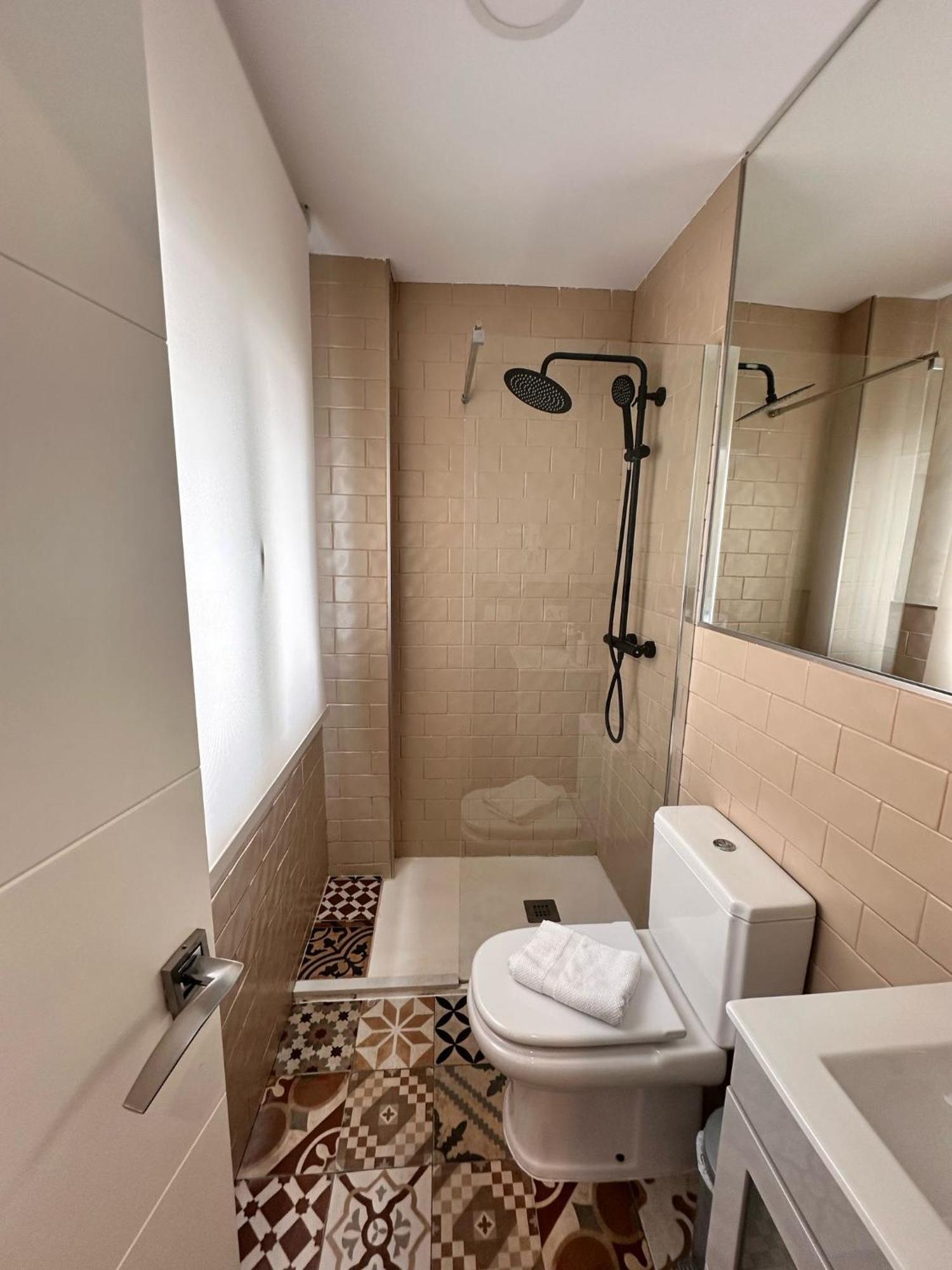 Playa Carihuela Apartamentos El Carmen ตอร์เรโมลิโนส ภายนอก รูปภาพ