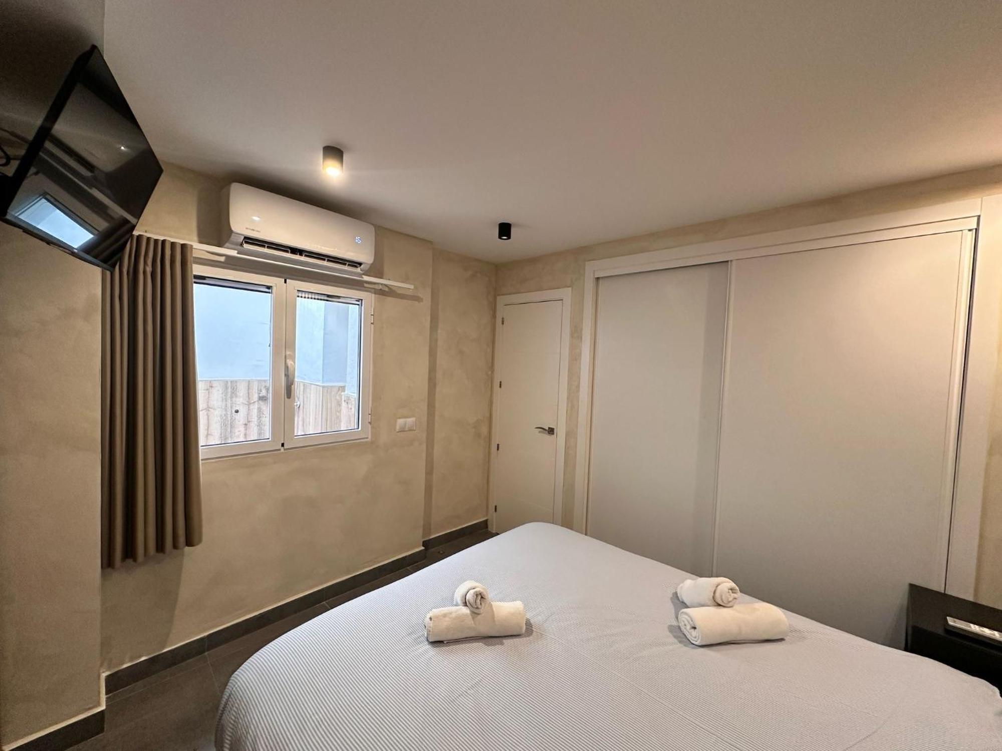 Playa Carihuela Apartamentos El Carmen ตอร์เรโมลิโนส ภายนอก รูปภาพ